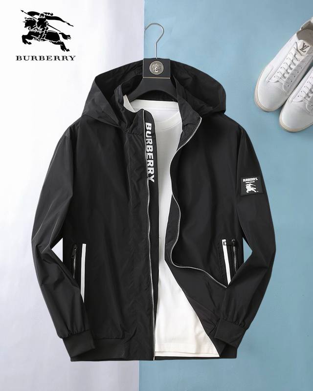 开春爆款！ 巴宝莉 2026春季新款夹克外套，秀场新品品相非常完美，舒适保暖，三标齐全色泽饱满诱人，非常出彩的设计，轻松将时髦感进阶，做工极为考究严谨，走线工整