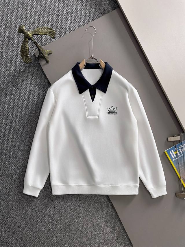 巴黎三叶草独家首发25Ss秋冬新款翻领卫衣长袖男女同款 众多明星同款 一般小作坊根本复制不了的工艺 不管是材质还是细节还原度以及工艺制作方面不惧任何挑战，只为给