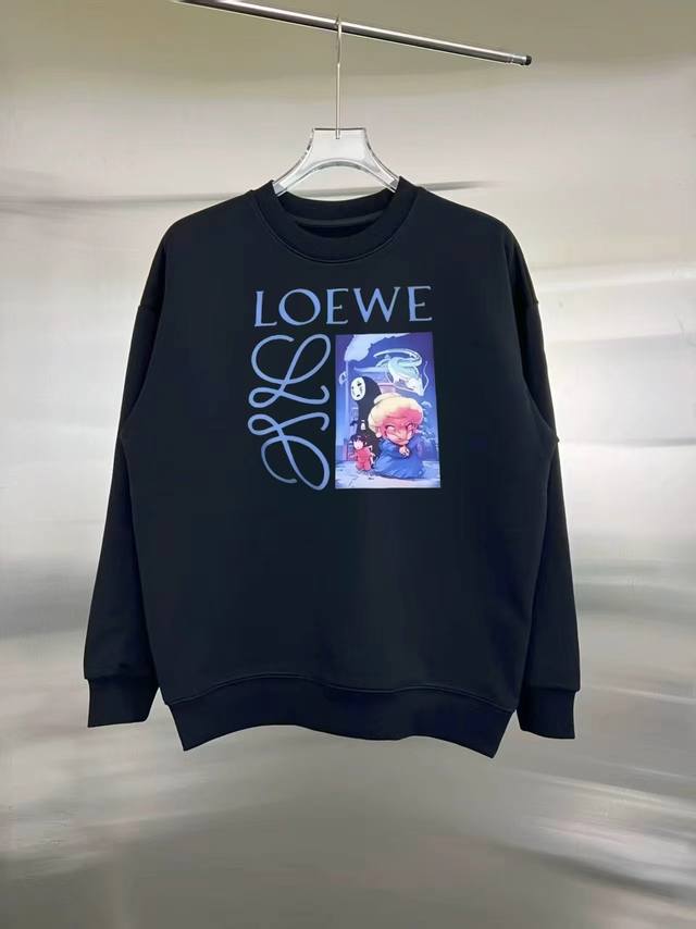 款式：Loewe 罗意威 长袖卫衣 面料：450克重100%纯棉 罗纹：420克重索罗娜 工艺：印花 颜色：白色 黑色 尺码：S M L Xl Xxl 无性别区