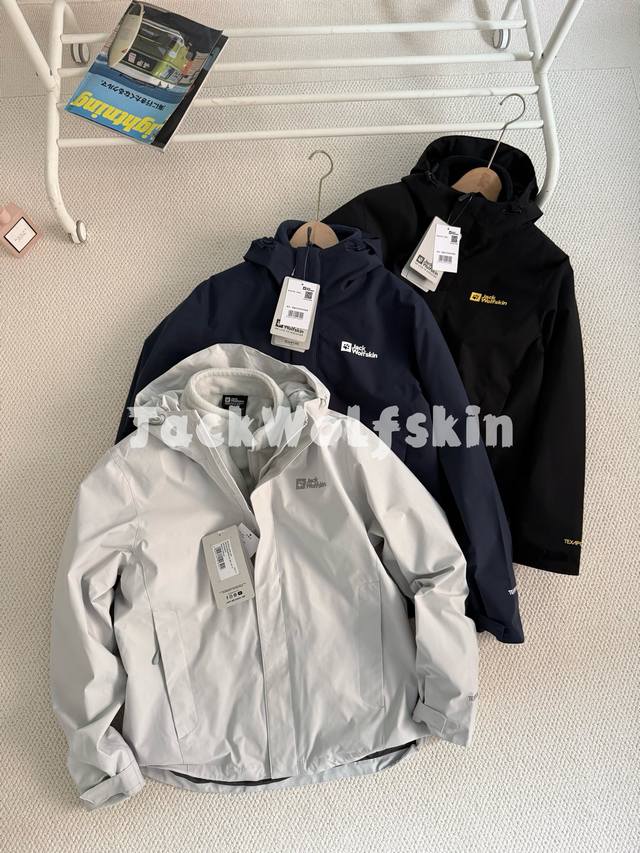 供 款号：12776 颜色：黑色，宝蓝色,浅灰色 尺码：S,M,L,Xl,Xxl,3Xl, 掌柜力荐，妥妥的原厂原单。 Jackwolfskin 狼爪 25秋冬