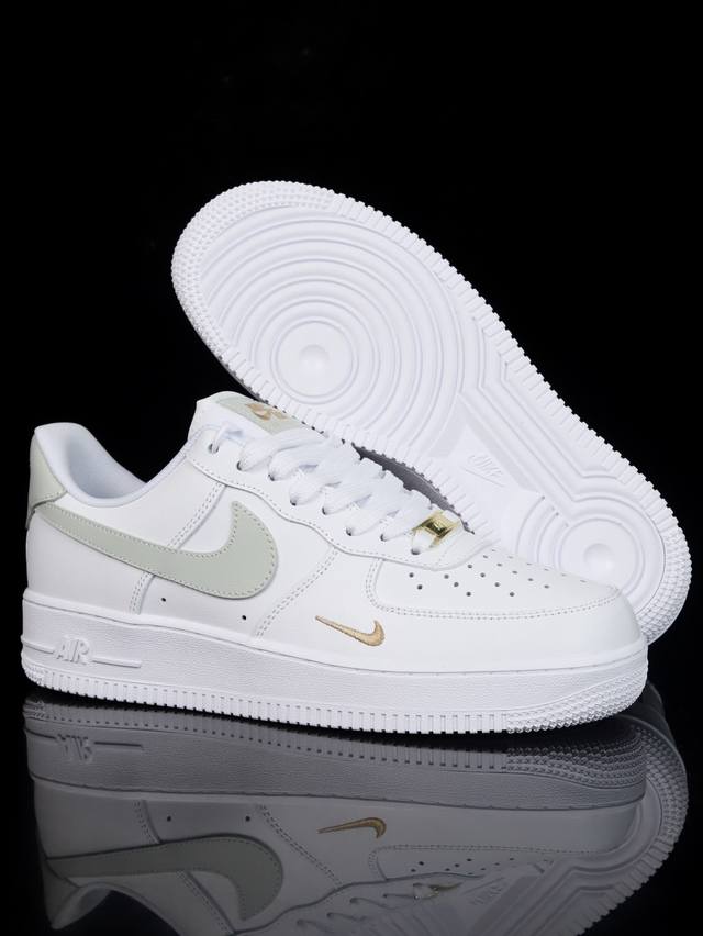 S版 豆沙绿迷你勾 本地自减 性价比中的天花板 卷王之王 个位数利润跑量 打碎高利润神话 低单价高质量为宗旨 售后无忧面面俱到 呕心沥血数月改版打样 原鞋开版原