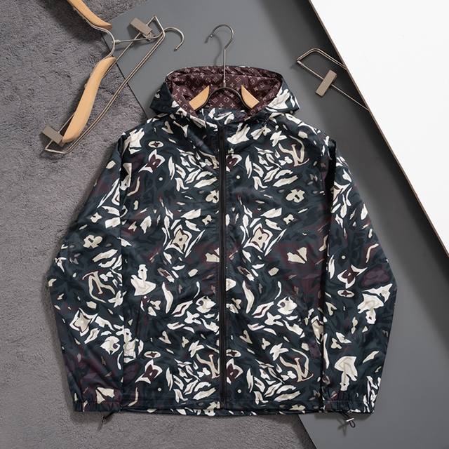 J7025# 2026款Lv防风夹克 码数M-Xxxl