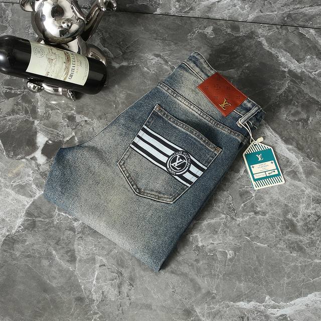 2025秋冬新款牛仔裤 小直筒版 款号：2847#