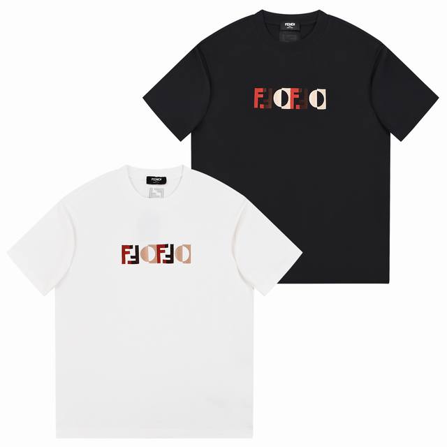 Fendi 芬迪 小怪兽 Fendi 双F 微宽版型S-Xl Fendi 26Ss早春新品专柜T台走秀款 胸前经典重叠字母刺绣 短袖T恤，男女同款！短袖不在千篇