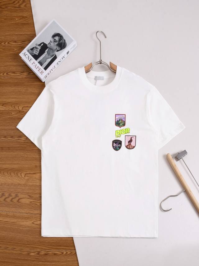 Dior Dior 迪奥 Dior Cd 微宽版型S-Xl 26Ss永远不败 经典款 永久精品 专柜永恒经典款 Dior Mountain标志 多元素微章字母刺