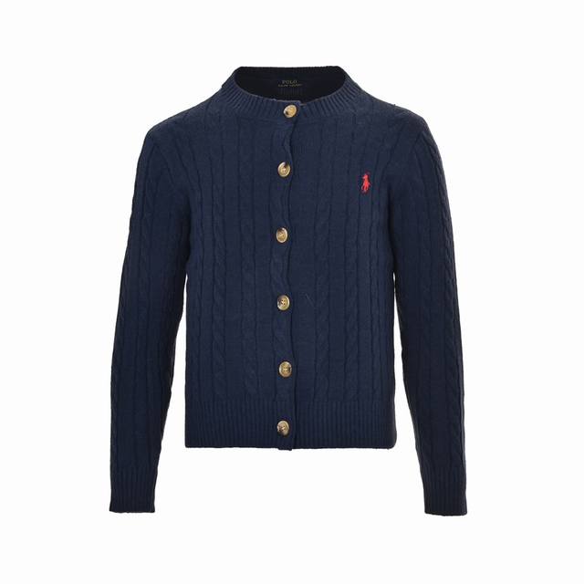 精修实拍 售后无忧 Ralph Lauren 拉夫劳伦 经典女款绞花圆领针织毛衣开衫 经典战马刺绣，没有过多的繁琐复杂。 进口羊毛纱棉面料，舒适有质感。 面料做