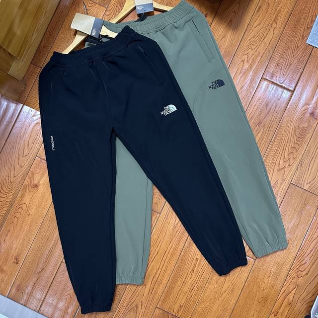 上新 冬季加绒加厚保暖韩代购500加！北面简约基础大众百搭经典男士工装长裤 高逼格！万针刺绣Logo！Thenorthface 冬季加绒加厚保暖北面立体剪裁户外