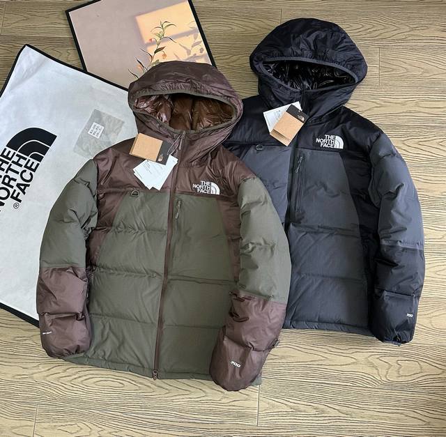 两色齐发，史诗级！重工爆款，北面Tnf巅峰系列极寒功能性Gtx防风防水防雪面料！喜马拉雅，无缝压胶系列羽绒服！各路明星今年带货，关上身超好看！ The Nort