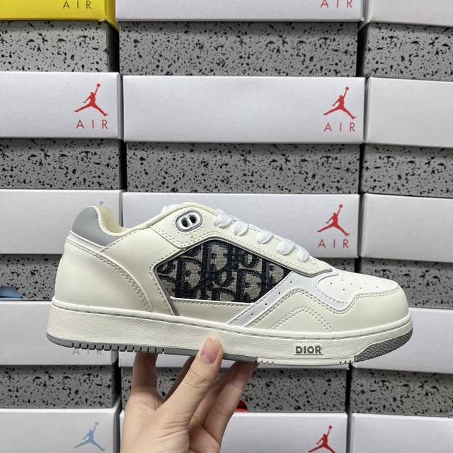 Yh 法国高奢时装品牌 迪奥 Dior B27 Oblique Galaxy Low Top Sneakers B27系列低帮复古真皮百搭运动休闲板鞋“皮革冷米