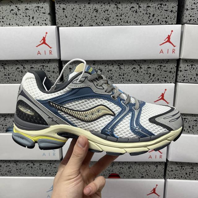 Yo 索康尼 Saucony pro Grid Omni9 系列运动慢跑鞋 S70902-4 尺码：36 37 37.5 38 38.5 39 40 40.5