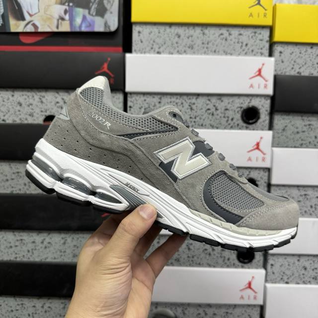 纯原 New Balance 2002系列 复古休闲跑步鞋 M2002Rst 尺码：36 37 37.5 38 38.5 39 40 40.5 41 42 42