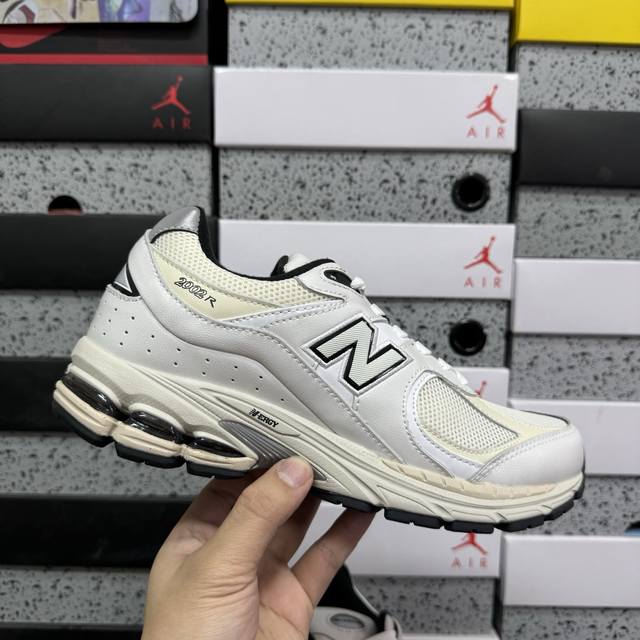 纯原 New Balance 2002系列 复古休闲跑步鞋 Ml2002Rq 尺码：36 37 37.5 38 38.5 39 40 40.5 41 42 42