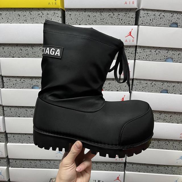 Yx Balenciaga Skiwer系列巴黎世家胖头雪地靴滑雪靴黑色 W4Sa1 1000 尺码：36-45
