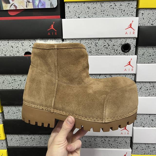 Yx Balenciaga Skiwer系列巴黎世家胖头雪地靴滑雪靴杏色高帮 Wbfc1 9000 尺码：36-45