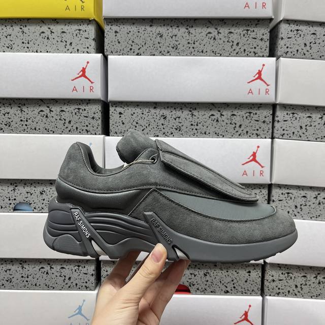 纯原 Raf Simons Cylon-21 绒面皮革 圆头系带 低帮 生活休闲鞋 Hr740001L 2959 尺码：37-45