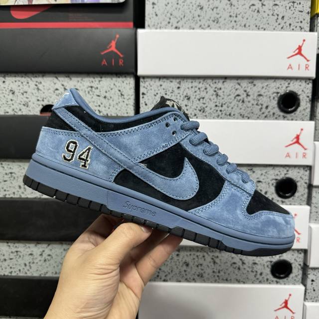Yc Supreme X Nk Dunk Low Sup 联名款 低帮休闲滑板鞋 Hq8487-400 尺码：40-46