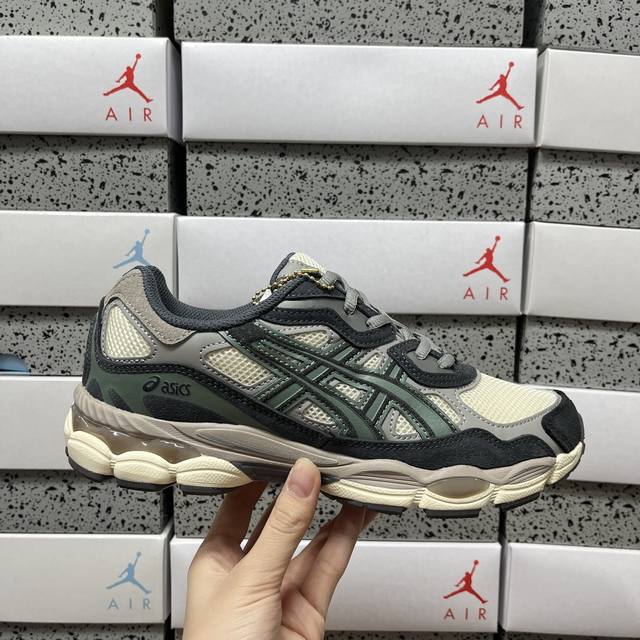 纯原 Asics Gel-Nyc 亚瑟士运动休闲透气专业跑鞋 1201A739-250 尺码：36 37 37.5 38 39 39.5 40 40.5 41.