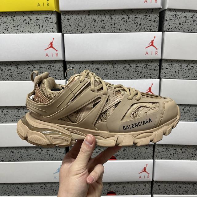 Good版 Balenciaga Track Sneaker Tess S.Gomma Res Bi Alv Tis Eff Nubuk Tis E 巴黎世家官