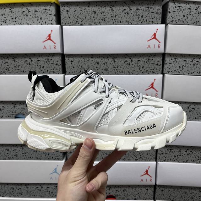 Good版 Balenciaga Track Sneaker Tess S.Gomma Res Bi Alv Tis Eff Nubuk Tis E 巴黎世家官