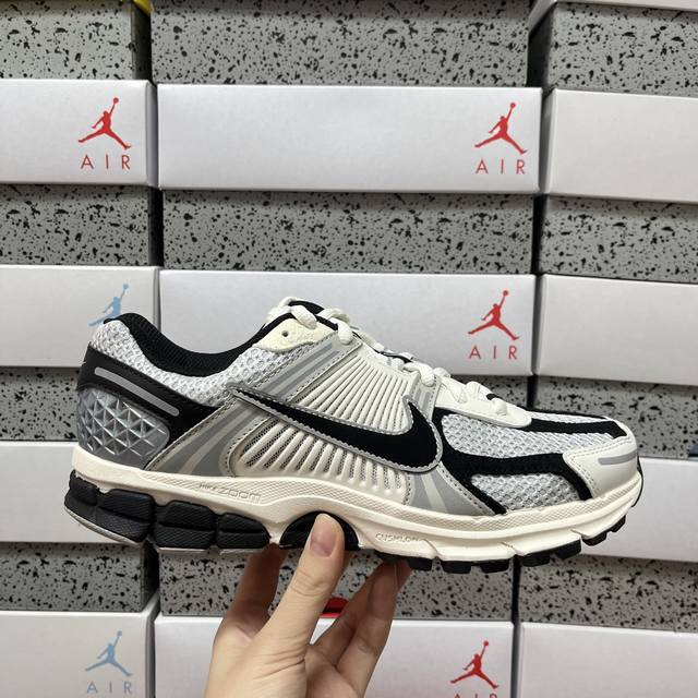 纯原 Nk Vomero 5 V5跑鞋 灰色 Hq1182 001 尺码：35.5 36 36.5 37.5 38 38.5 39 40 40.5 41 42