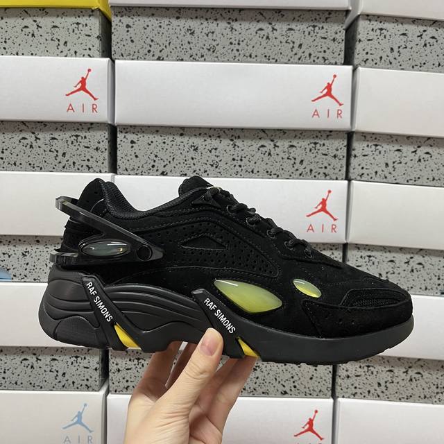 纯原 Raf Simons Antei 先锋潮流 复古低帮休闲鞋 Hr74000 8L 尺码：37 38 39 40 41 42 43 44 45