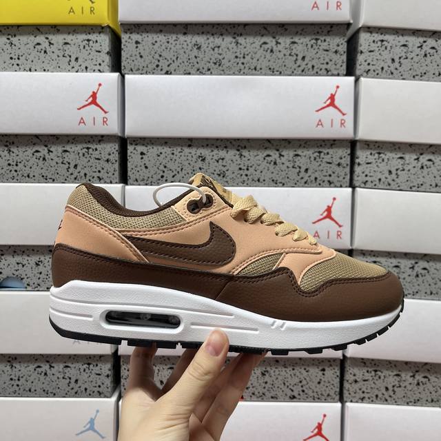 纯原 Nike Air Max 1 复刻卡其棕 纯原版本 复古休闲跑步鞋 Fb9660 200 码数：36 36.5 37.5 38 38.5 39 40 40