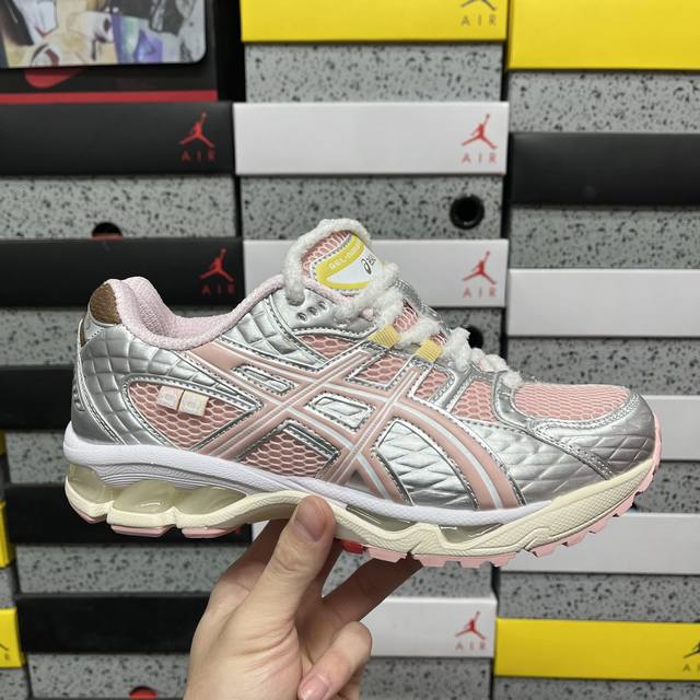 Ko 亚瑟士 Asics Gel-Nimbus 10.1 代系列轻量缓震休闲运动跑步鞋 1203A865 702 尺码：36 37 37.5 38 39 39.