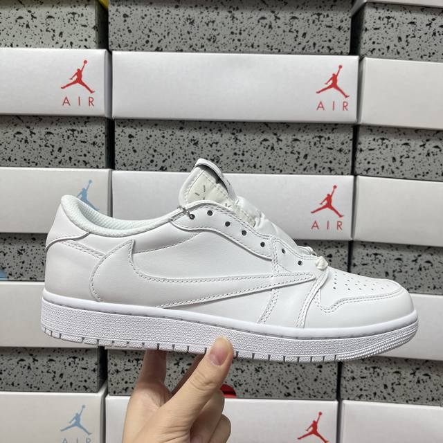 原厂 Fragment X Ts X Air Jordan 1 Low 三方联名低帮倒钩板鞋 Td1228 111 尺码：36-47.5