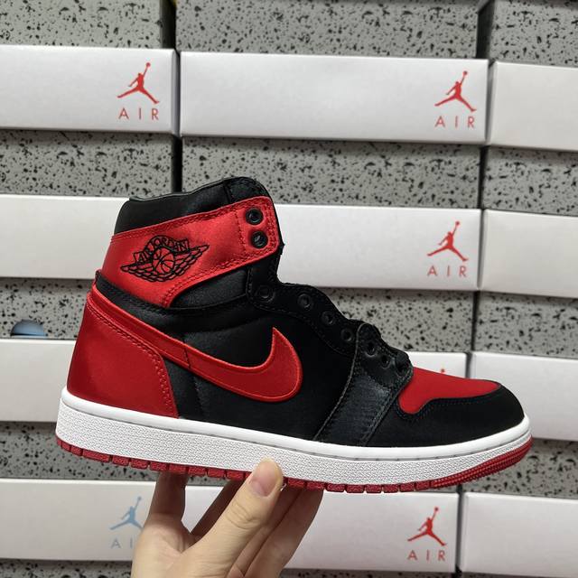 Sj Air Jordan Aj1 Retro High 黑红丝绸 Fd4810 061 Size：36 36.5 37.5 38 38.5 39 40 40.