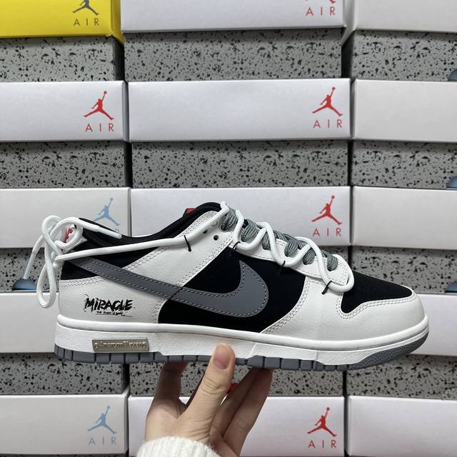 Yc Nk Dunk Low 客制款 低帮休闲板鞋Wg0716 152 尺码：40 40.5 41 42 42.5 43 44 44.5 45 46