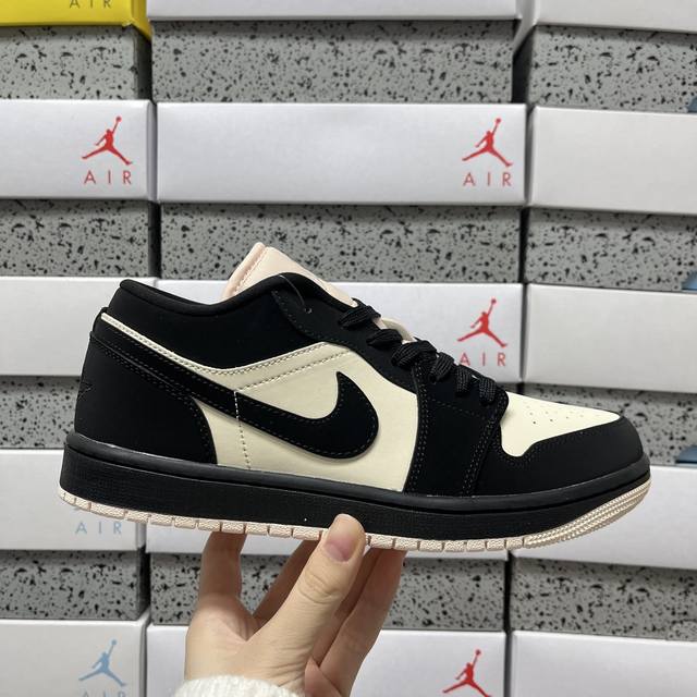 K Air Jordan Aj1 Low 低帮 Dc0774 003 Size：36 36.5 37.5 38 38.5 39 40 40.5 41 42 42