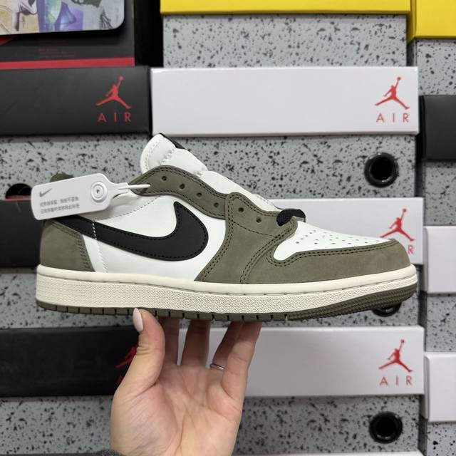 Df Travis Scott X Air Jordan 1 Low Og Aj1 乔1倒勾低帮 Hq6998 200 尺码：36 36.5 37.5 38 3