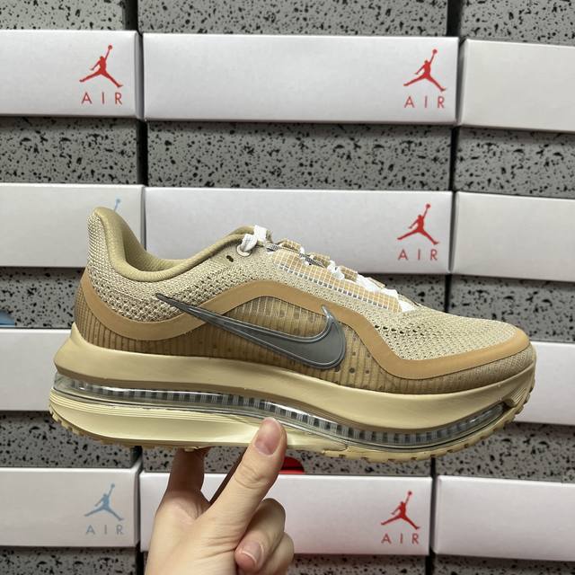 Yh Nk pegasus premium 全掌纤维气垫网面跑步鞋 Ih4369 200 尺码：35.5 36 36.5 37.5 38 38.5 39 40