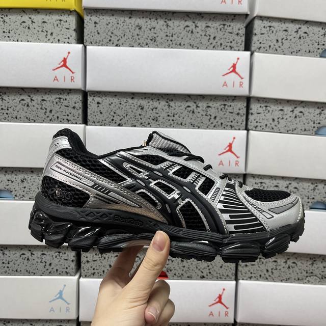 W Asics Gel-Kayano 12.1 舒适 机能耐磨 低帮跑步鞋 1203A759-001 尺码：36-46