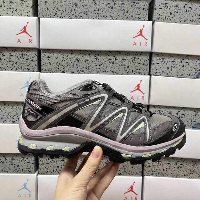 M Salomon Xt-Quest 萨洛蒙 探索者系列户外越野跑鞋 491277 尺码：36 36.5 37 38 38.5 39 40 40.5 41 42