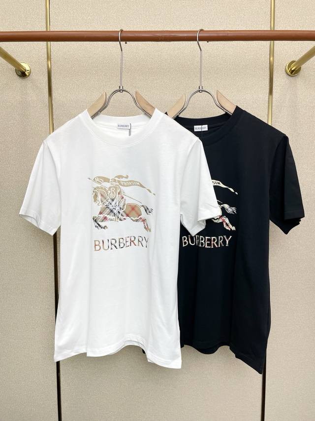 Burberry巴宝莉独家专供新款原单男士休闲短袖 高端定制 高端版本 时尚百搭爆款进口面料 手感超柔软细腻 穿着亲肤舒适 高端精品 代工厂p精细做工 上身非常