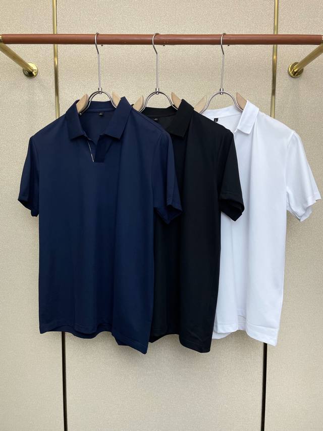 Burberry巴宝莉独家专供新款原单男士休闲翻领短袖 高端定制 高端版本 时尚百搭爆款进口面料 手感超柔软细腻 穿着亲肤舒适 高端精品 代工厂p精细做工 上身