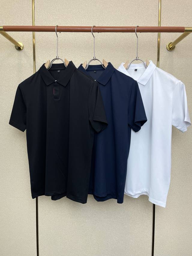 Moncler蒙口独家专供新款原单男士休闲翻领短袖 高端定制 高端版本 时尚百搭爆款进口面料 手感超柔软细腻 穿着亲肤舒适 高端精品 代工厂p精细做工 上身非常