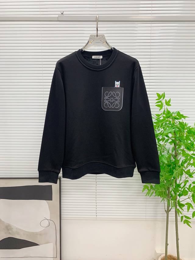 罗意威25Ss 新品 最新最顶级版本精美工艺圆领卫衣，最顶级的品质专柜原单套头衫，顶级制作工艺进口面料，专柜品质重工刺绣设计，采用进口高端订制面料，进口丝线手感