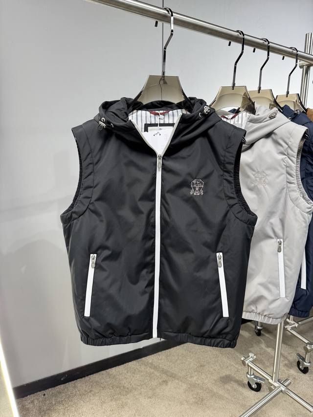 25秋冬上新Bc连帽羽绒马甲 进口面料 定制五金 简约时尚 适配商务、Jb16休闲等多种场合 明星同款 专柜同步 码数48-56