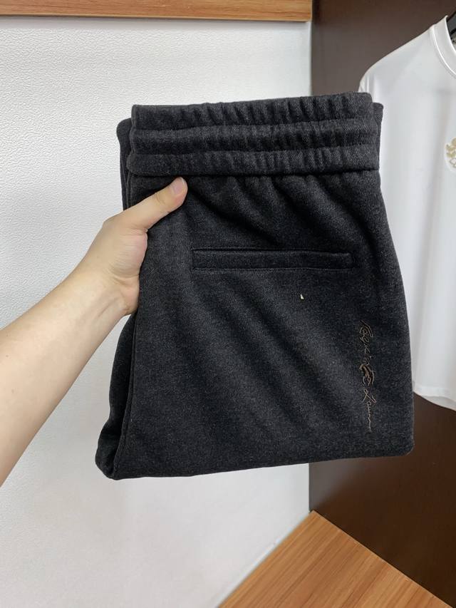 拉夫劳伦 秋冬高品质 2025Gw秋冬新款休闲裤 微阔腿版型，不挑身材。独有的设计风格，独家面料，上身柔软舒适。定制腰绳，定制五金！Xd码数：M-4Xl Fx