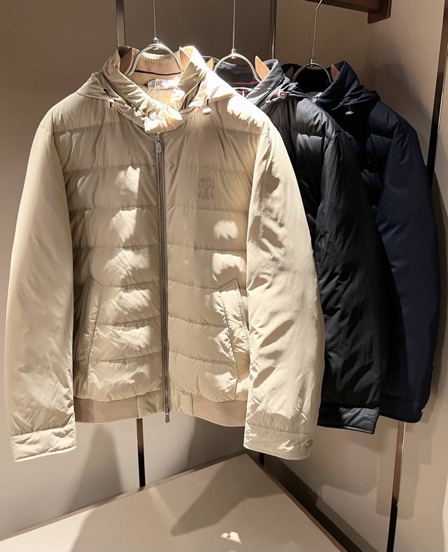 Bc-Brunello Cucineli 2025秋冬男女同款羽绒服外套，羽绒面料夹克 防水羽绒服保暖外套！再次推出市场，打造为迭代更新的科技系列，回应21世纪