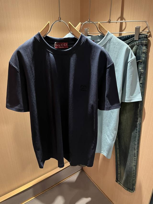 Gucc*古家 2026春夏新款男女同情侣款休闲宽松棉质圆领短袖T恤衫！贸易公司渠道稀出，同步官网发售 ！ 2026春夏最新系列，经典时尚设计元素，为全新系列注