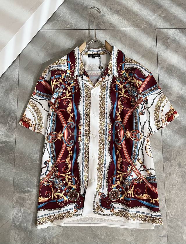 Vers*Ce 范*哲 2026春夏新品原单睡衣真丝套装Vers*Ce 范*哲 贸易公司渠道 产品 值的推荐 ，全景印花字母花纹Logo图案装饰极为精致凸显渐变