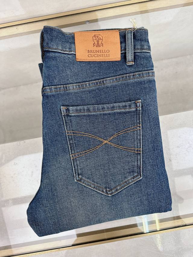 秋冬 Bc 2025Ss秋冬新款男士牛仔长裤,精纺定做高端品质,100%弹力丹宁牛仔棉质牛仔长裤,定织100%纯棉品质面料,裤身肌理感带来弹力毫无束缚感,让你日 秋冬 Bc 2025Ss秋冬新款男士牛仔长裤,精纺定做高端品质,100%弹力丹宁牛仔棉质牛仔长裤,定织100%纯棉品质面料,裤身肌理感带来弹力毫无束缚感,让你日