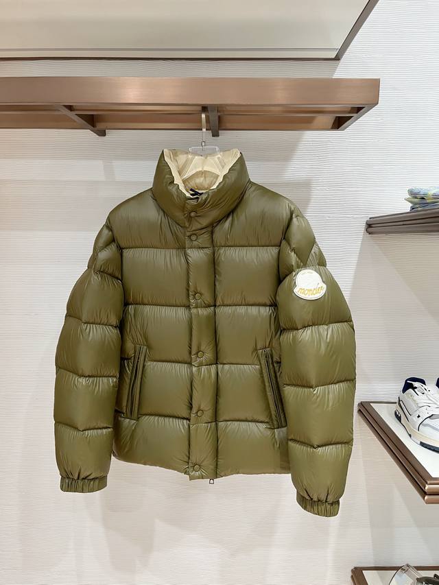 特级羽绒Moncler Tripiti 面料再次升级修正 男士短款羽绒夹克外套.原版购入开发.鹅颈绒填充.极致饱满轻便.全网随意对比.独家对版面料. 原厂替换面