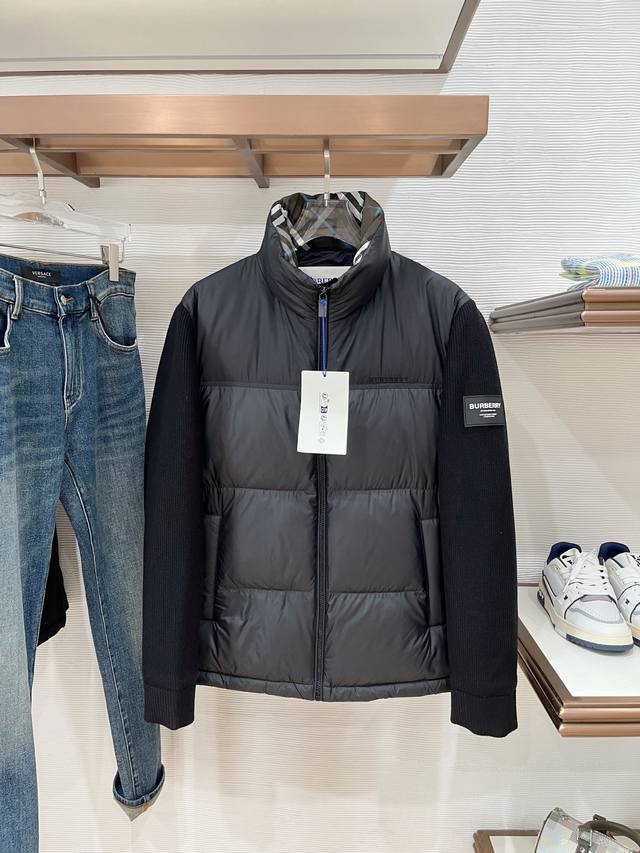 巴宝莉家 2025秋冬新款原版1:1订制五金配件全进口原版定制 欢迎专柜对比 绝对的高品质 采用顶级95白鸭绒 超柔软 充羽量蓬松饱满 超级重工 面料做工杠杠的