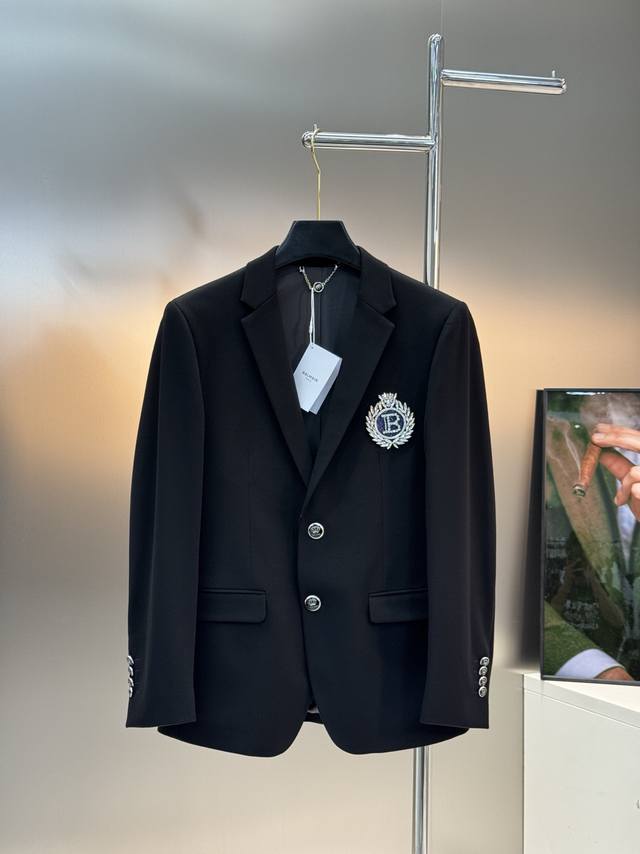 Balmai*巴尔-曼印度丝西服外套原单品质！外贸公司订单！胸口纯出口手工印度丝！奢华时尚！高级货品！进口原版天眼布四面弹布料，笔挺垂感十足，整件衣服车工走线整