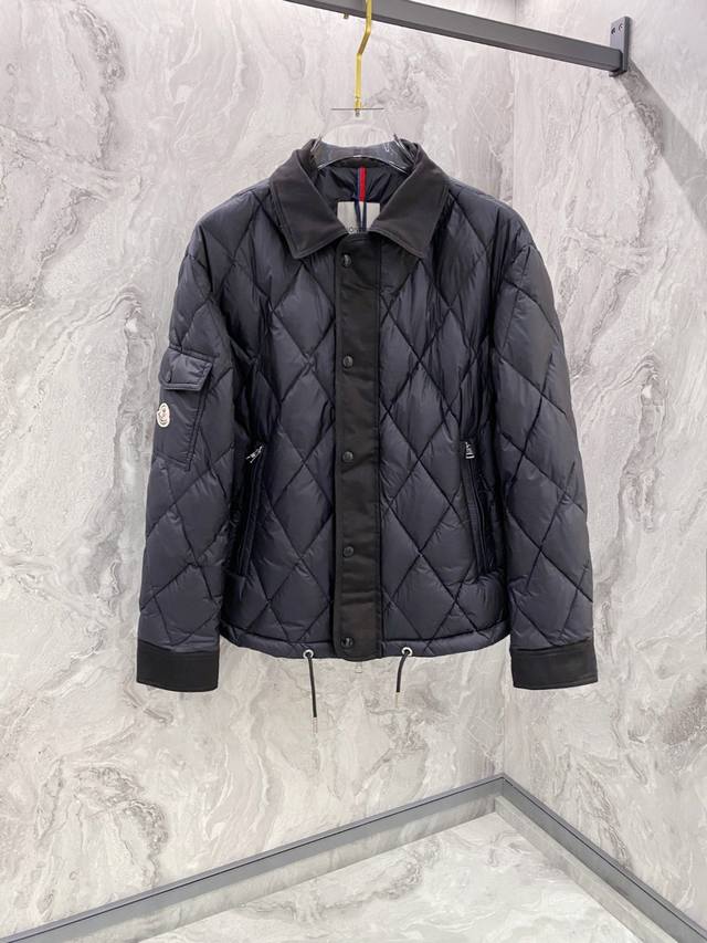 Moncler 蒙口 独家爆款2025秋冬新款羽绒服 原版1:1订制五金配件全进口原版定制 欢迎专柜对比 绝对的高品质 采用顶级90白鸭绒 超柔软 充羽量蓬松饱