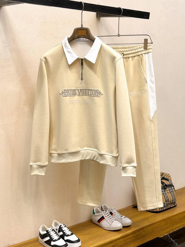 路易威登 Lv 2025全新爆款卫衣套装 原单狠货倾注顶级设计师的精心之作 就为一个贴合、完美的上身效果 全天然优质加厚新空气层100%，贴身的舒适感 高贵典雅